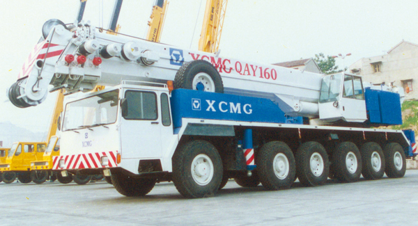 澳门金砂平台成功研发亚洲最大160吨全地面起重机